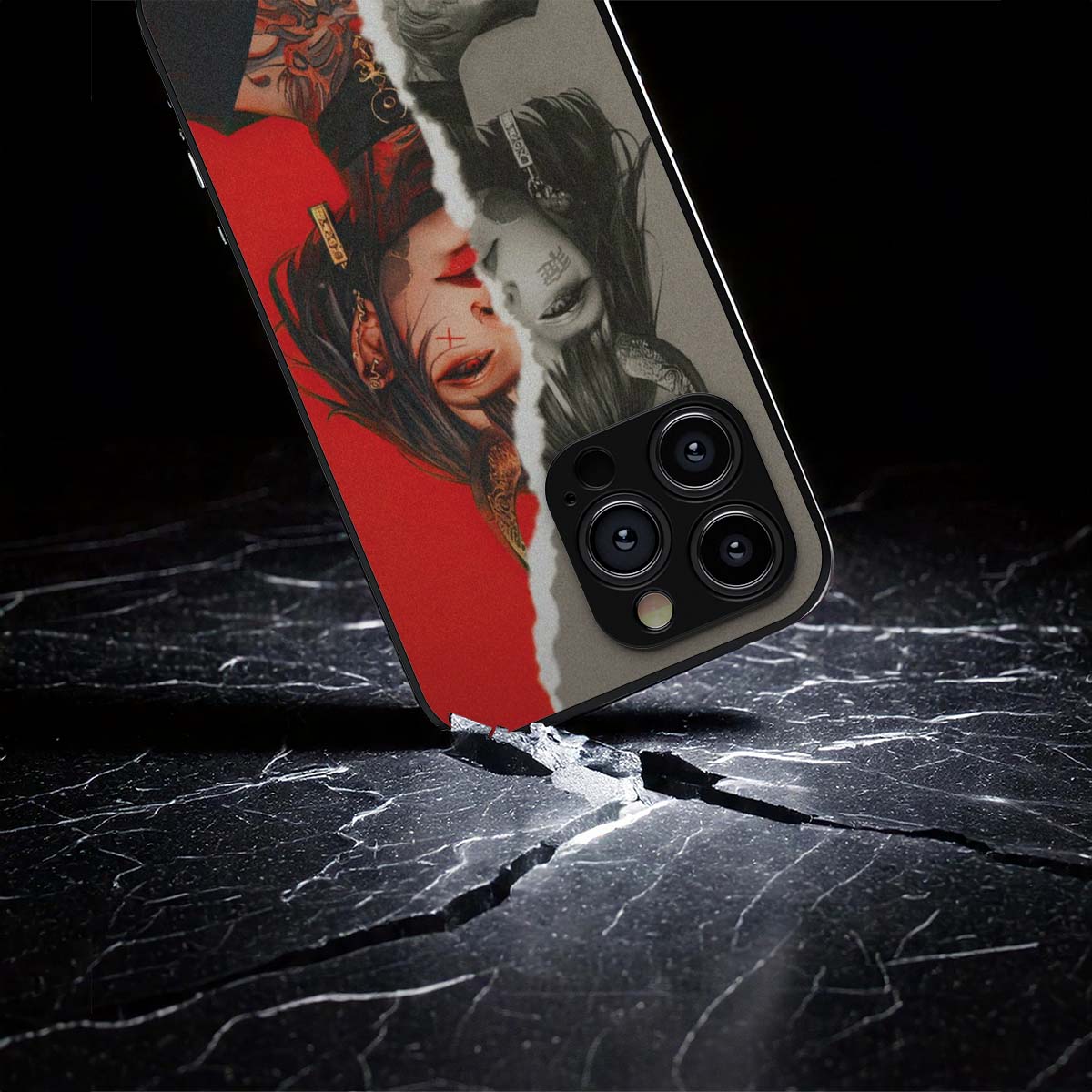 Horned Elegance Metal/Glass Hybrid Case