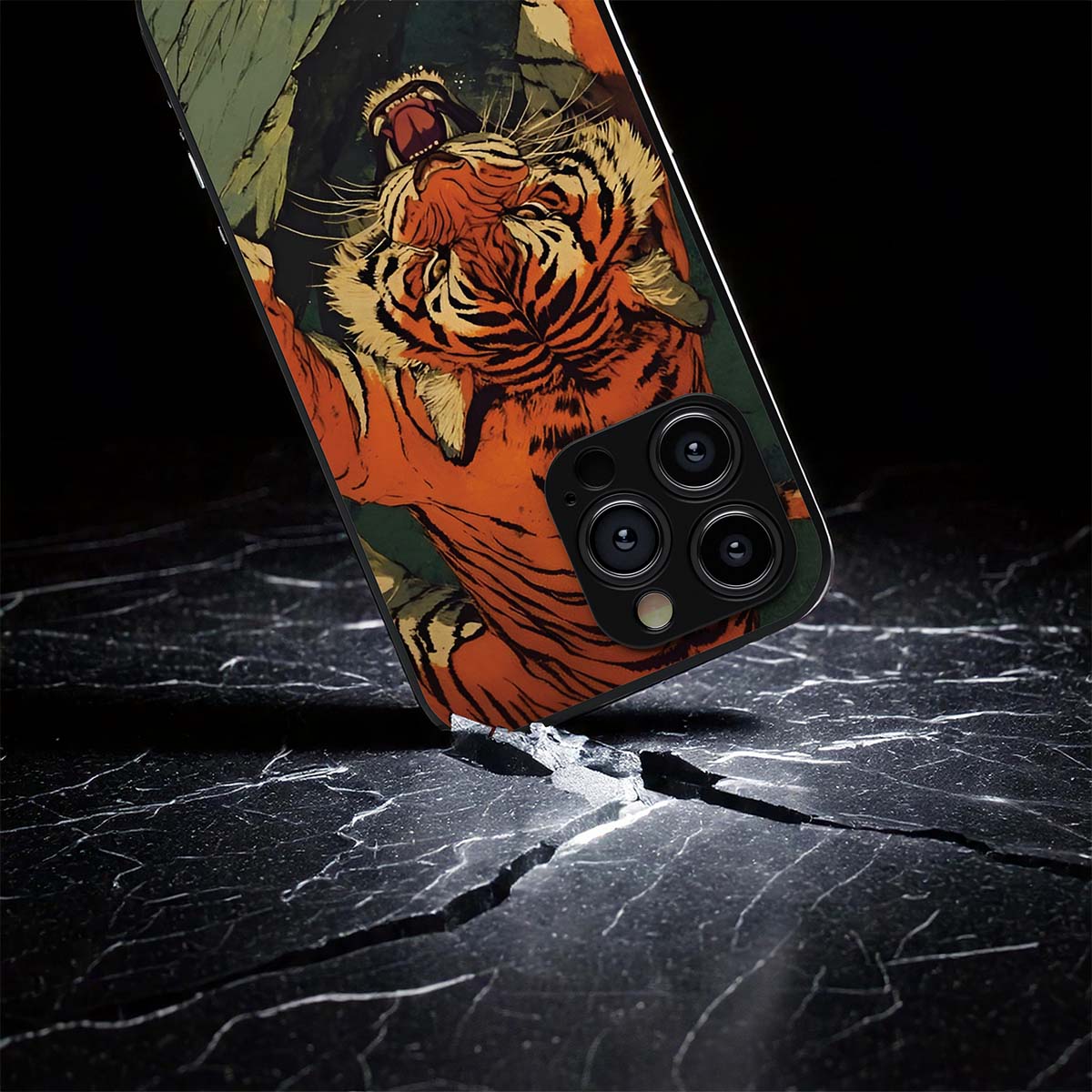 Tiger 1 Hybrid Metal Case