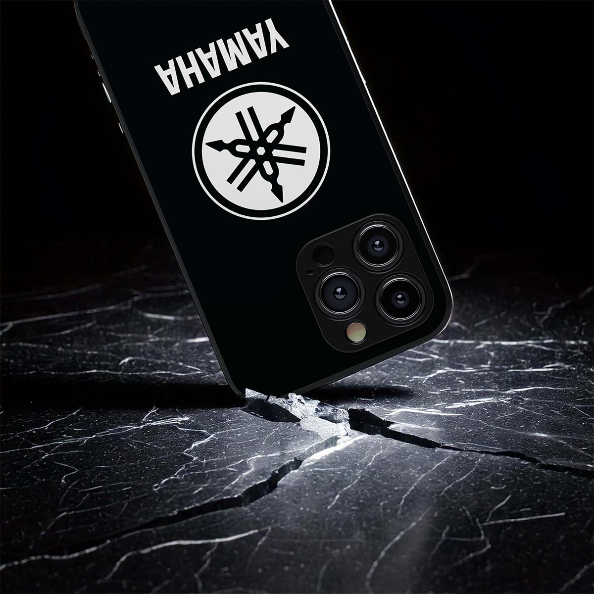 Yamaha 1 Hybrid Metal Case